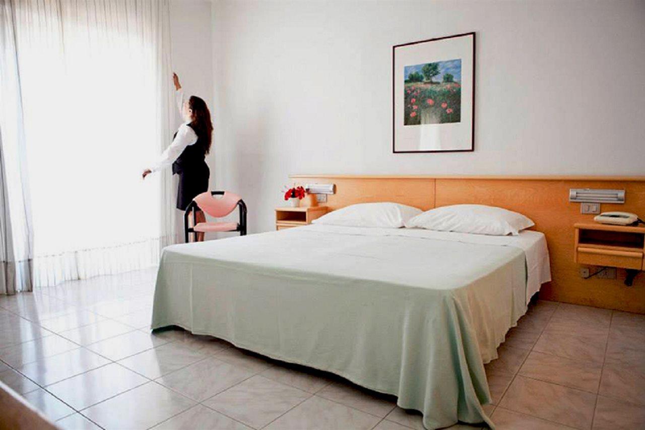 Futura Style Helios Hotel Noto Ngoại thất bức ảnh